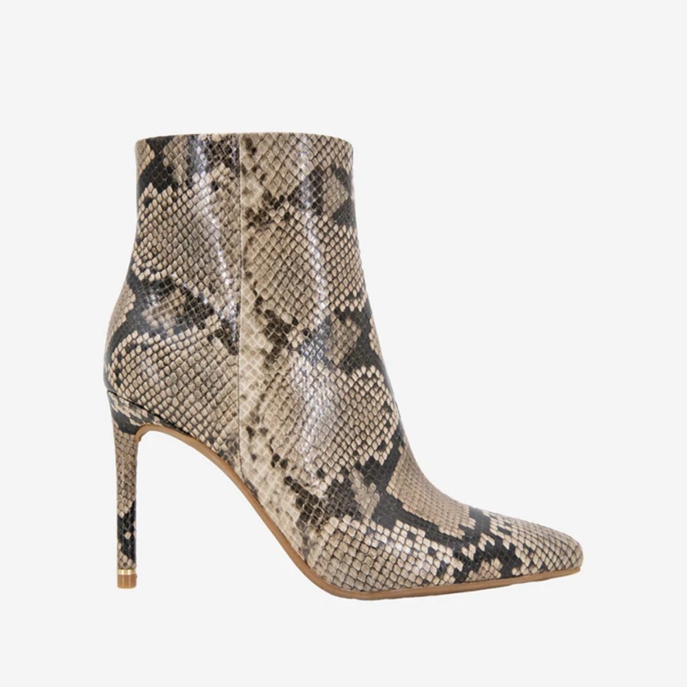 KENNETH COLE WOMENS QUINCY SNAKESKIN LEATHER HEEL ANKLE BOOTIE size 8.5M